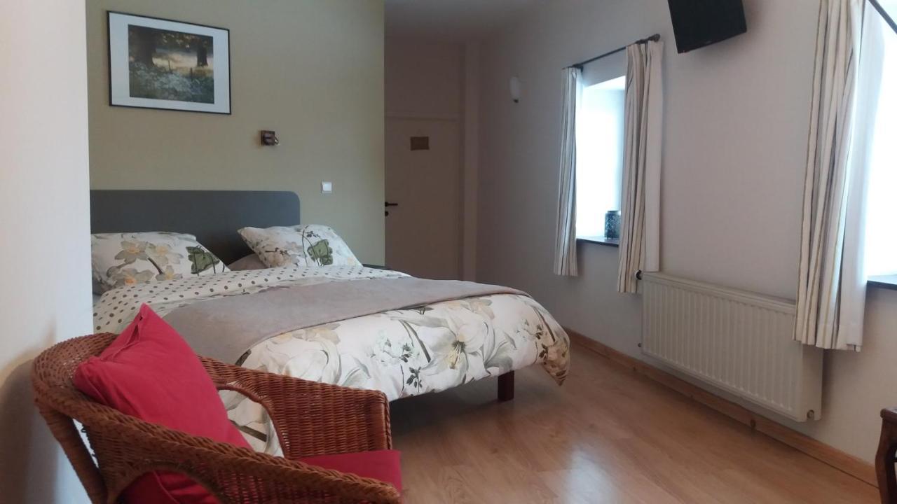 Le Clos Marie Ciney Buitenkant foto